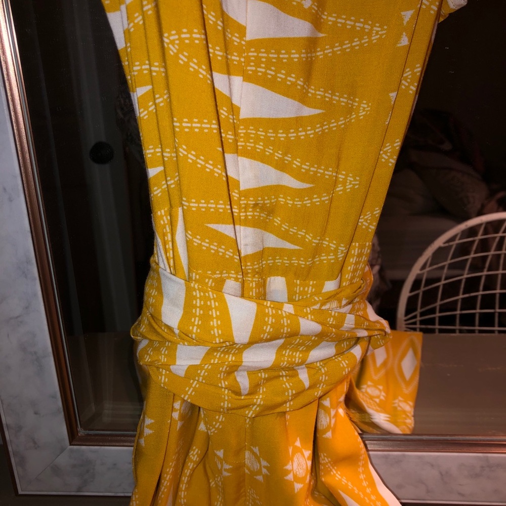 Cute Romper! - Picture 5 of 6
